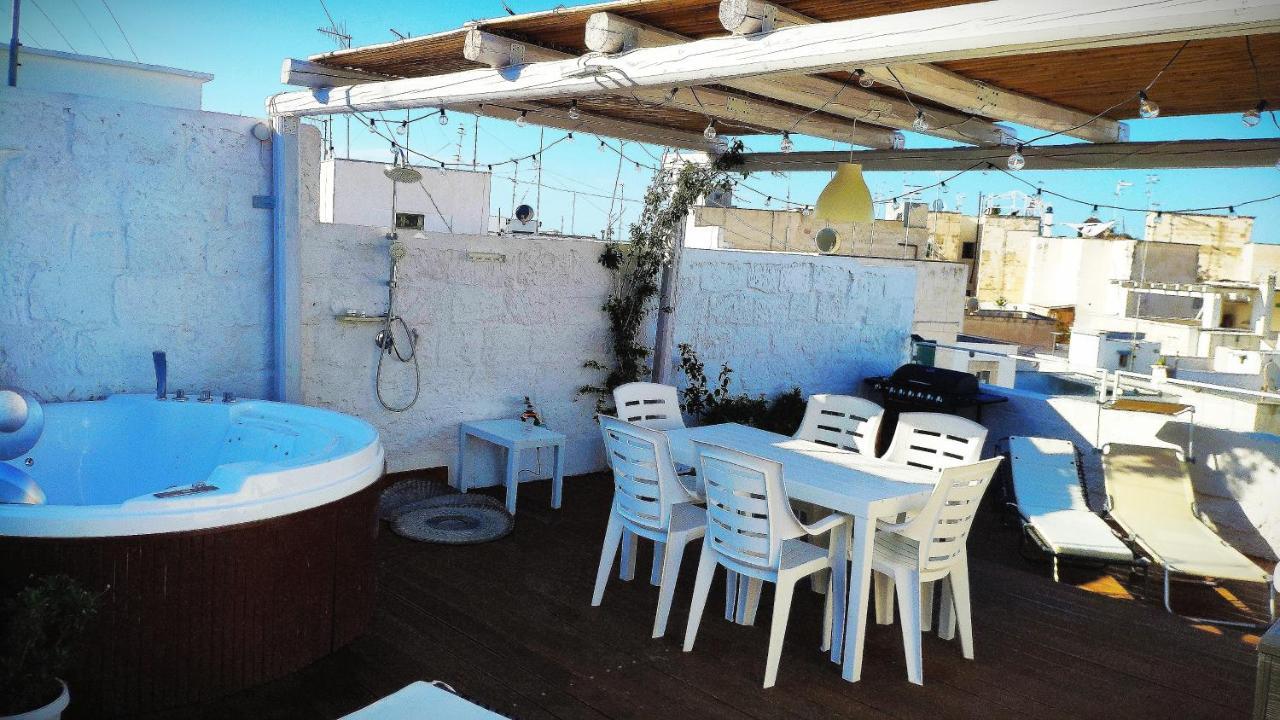 Amalfi Pool Suite - Puglia Mia Apartments Монополи Екстериор снимка