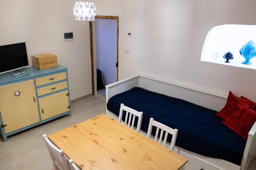 Amalfi Pool Suite - Puglia Mia Apartments Монополи Екстериор снимка